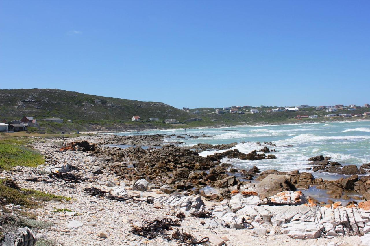 The Sun Catcher Bed & Breakfast Struisbaai Exteriör bild